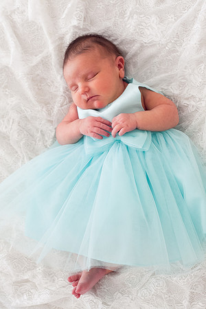 Alice Newborn-33