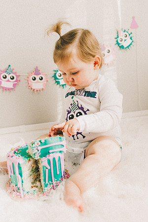 Cora 1yr-253