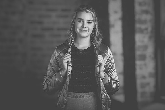 Senior-158
