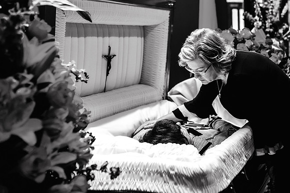 Funeral-42
