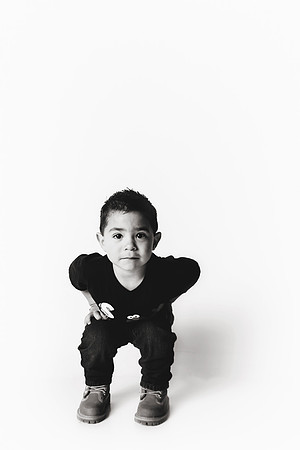 Sebastian 2yr-27b&w