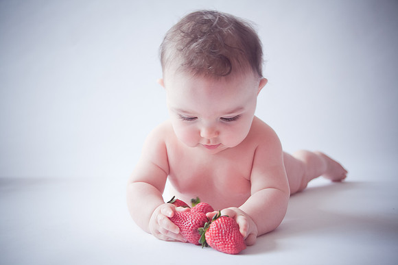 Nora 7mth Hungry-48