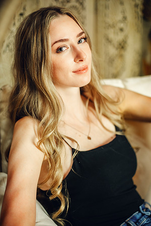 Abby Senior-53