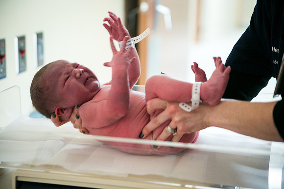 Matthew Birth-327