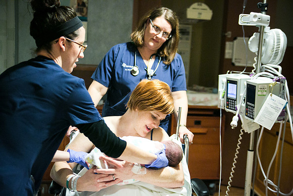 Matthew Birth-324