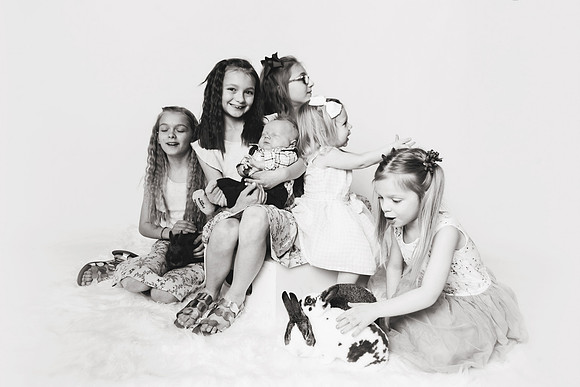Bunnies 2018-14b&w