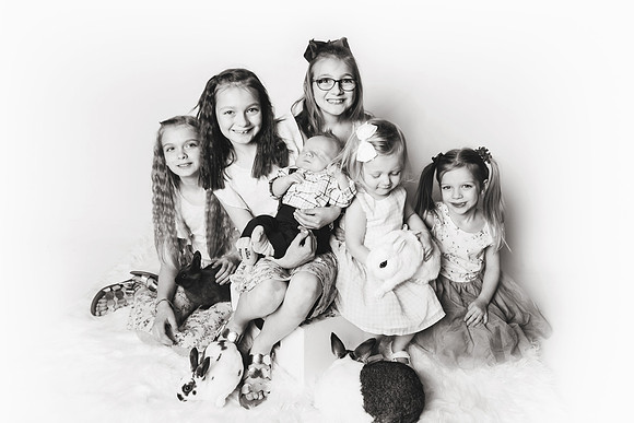 Bunnies 2018-15b&w