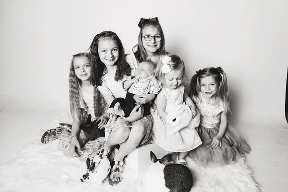 Bunnies 2018-16b&w