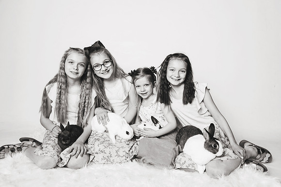 Bunnies 2018-20b&w