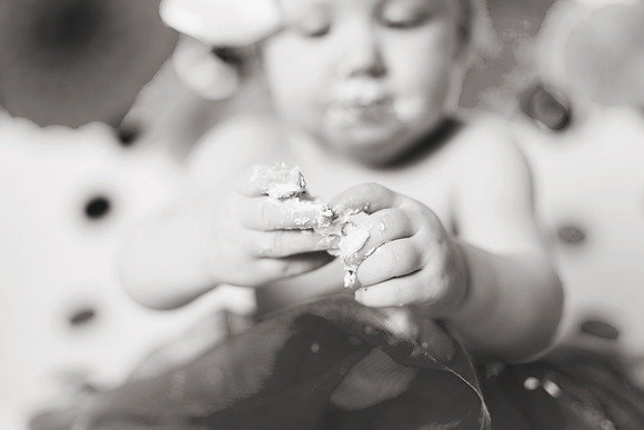Karsta 1yr-103b&w