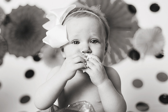 Karsta 1yr-106b&w