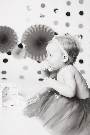 Karsta 1yr-117b&w