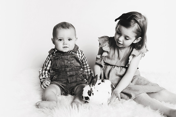 Bunnies 2018-12b&w