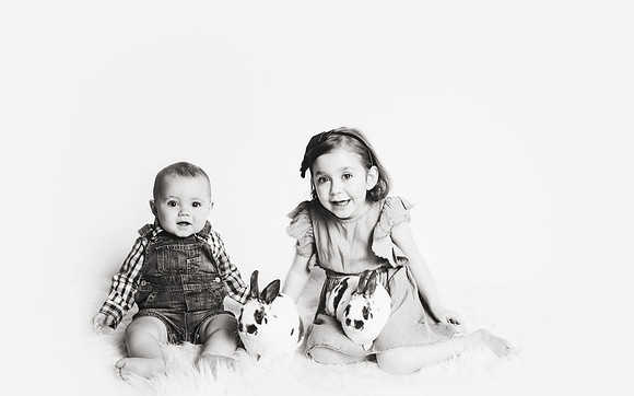 Bunnies 2018-18b&w