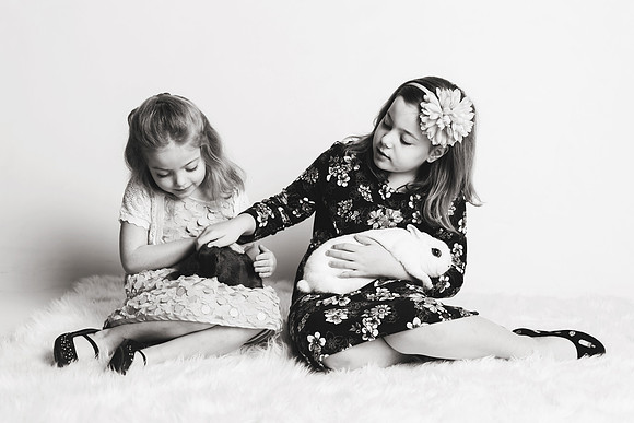 Bunnies 2018-217b&w