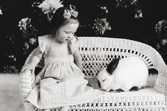 Cora Bunnies 2018-26b&w