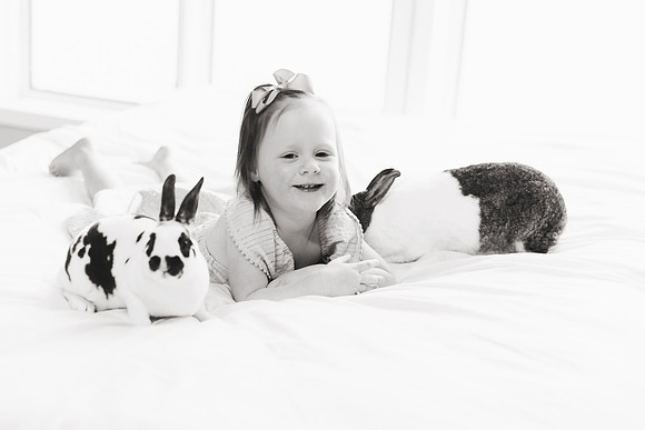 Cora Bunnies 2018-36b&w