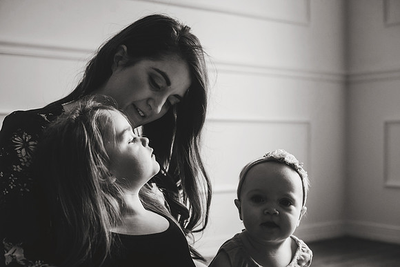 Scarlett 1yr-14b&w