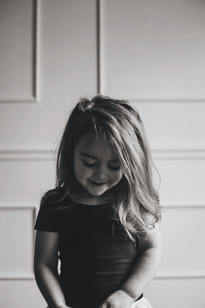 Scarlett 1yr-21b&w