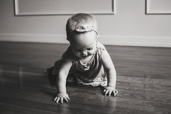 Scarlett 1yr-24b&w