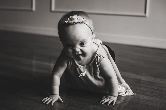 Scarlett 1yr-25b&w