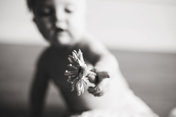 Scarlett 1yr-125b&w
