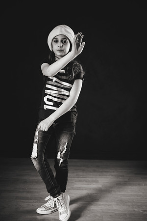 Kayleigh 2018-30b&w