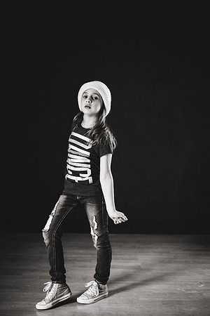 Kayleigh 2018-33b&w