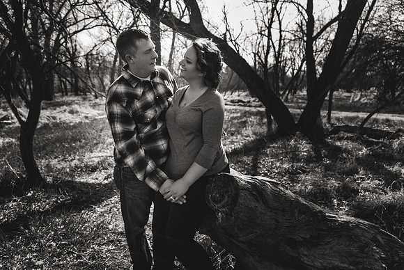 Engage-7b&w