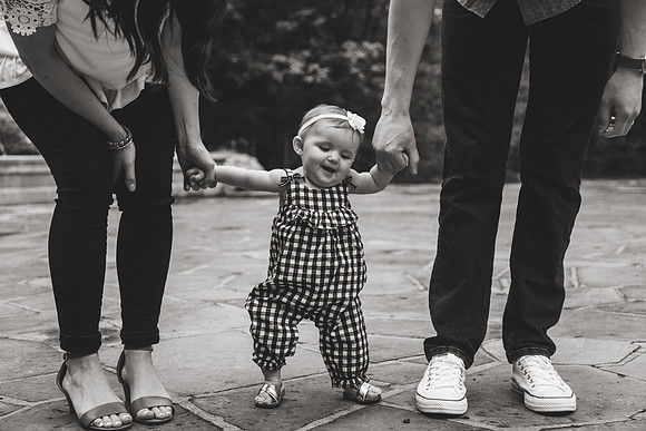 Annie 6mth-13b&w