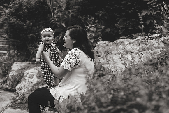 Annie 6mth-18b&w