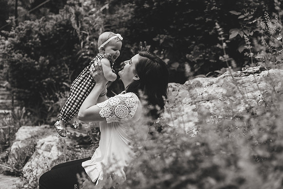 Annie 6mth-23b&w