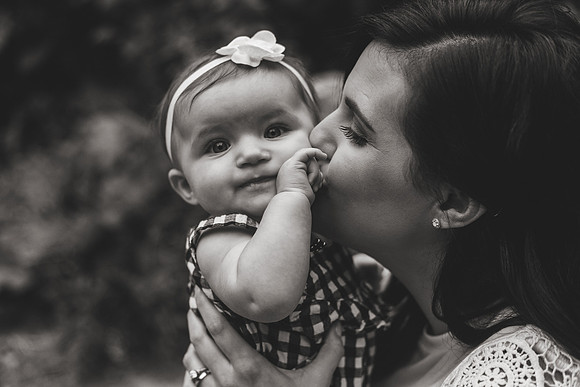 Annie 6mth-27b&w