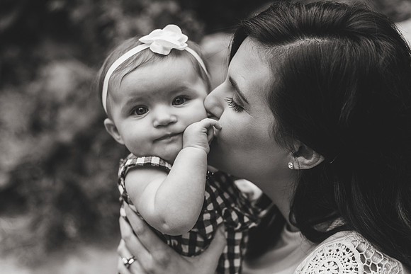 Annie 6mth-28b&w