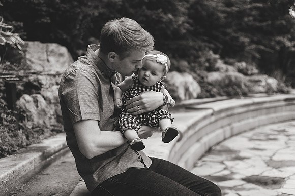 Annie 6mth-38b&w