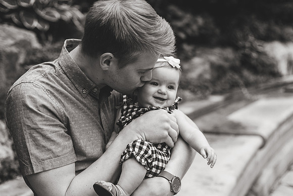 Annie 6mth-41b&w