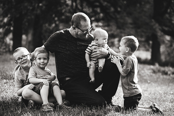 G&G Mahoney 2018-30b&w