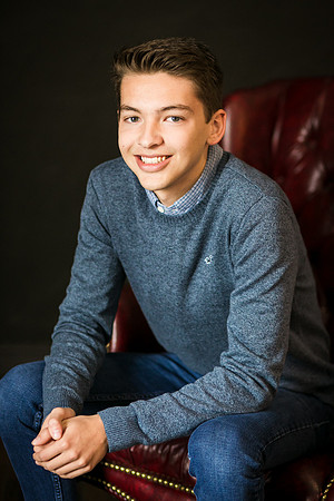 Riley Senior-11