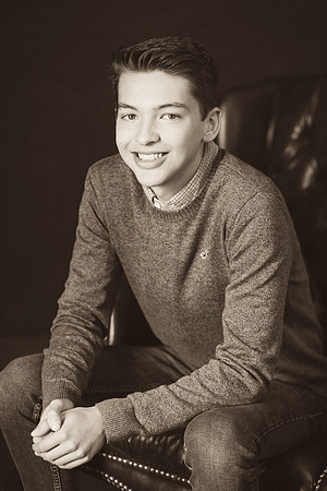 Riley Senior-12