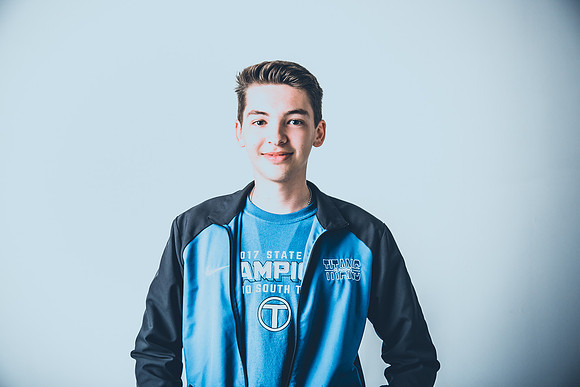 Riley Senior-68