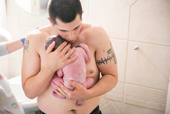 Matthew Birth-195