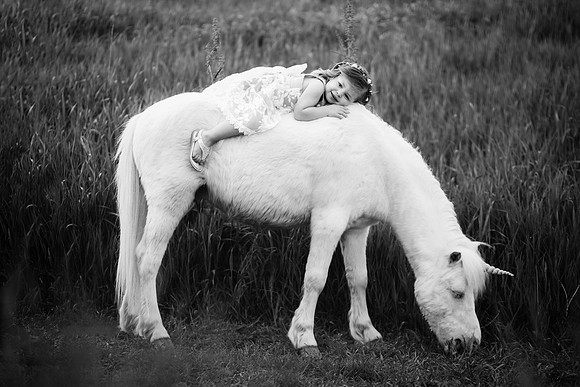 xEden Unicorn-25