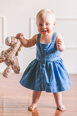 Evelyn. 1yr--27