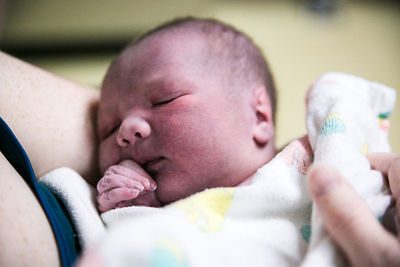 Matthew Birth-334