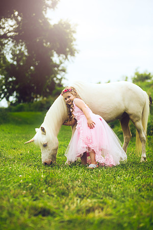 Unicorn-18