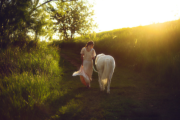 Unicorn-37
