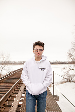 Senior-29