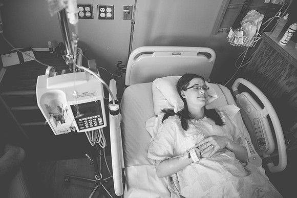 Torryn Birth B&W-44