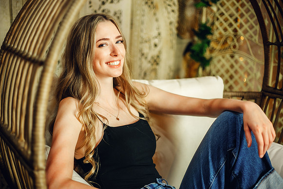 Abby Senior-51