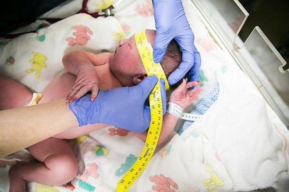 Matthew Birth-342